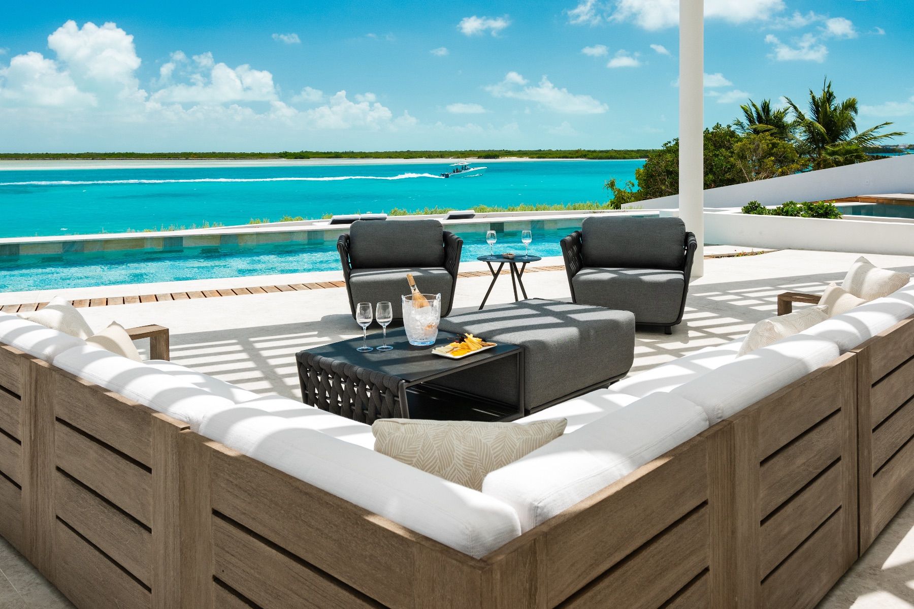 Bash villa photo.